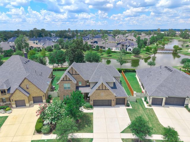 10090 S Goshawk Trail, Conroe, TX 77385