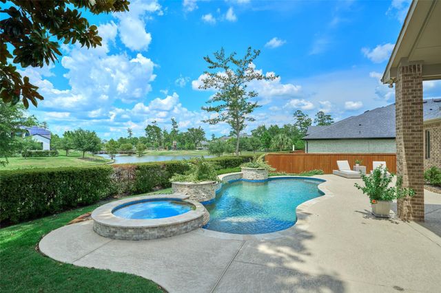 10090 S Goshawk Trail, Conroe, TX 77385