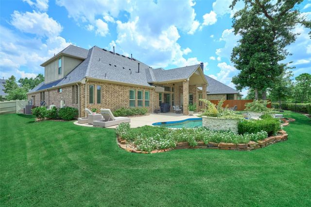 10090 S Goshawk Trail, Conroe, TX 77385