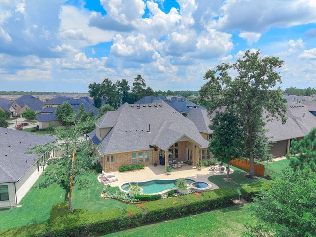 10090 S Goshawk Trail, Conroe, TX 77385