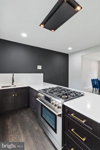 6 WESTBURY CT, Bordentown, NJ 08505