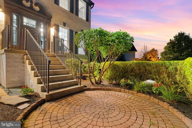 6 WESTBURY CT, Bordentown, NJ 08505