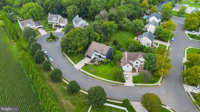 6 WESTBURY CT, Bordentown, NJ 08505