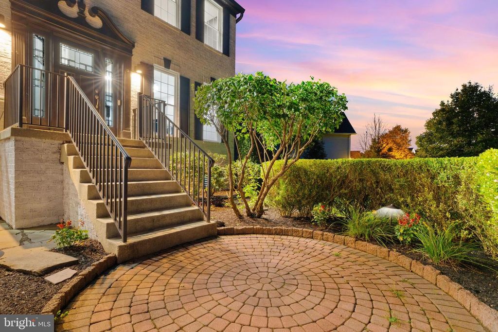 6 WESTBURY CT, BORDENTOWN, NJ 08505 — photo 3
