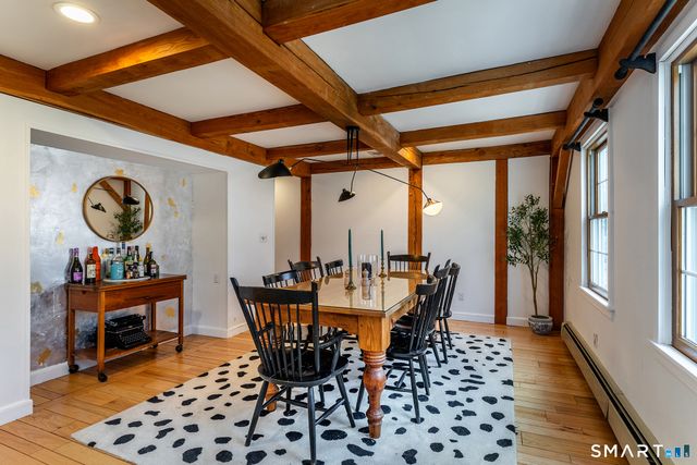 24 Hickory Lane, Roxbury, CT 06783