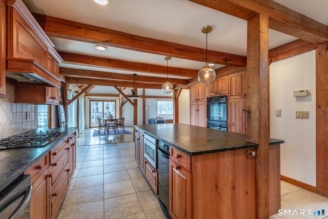 24 Hickory Lane, Roxbury, CT 06783