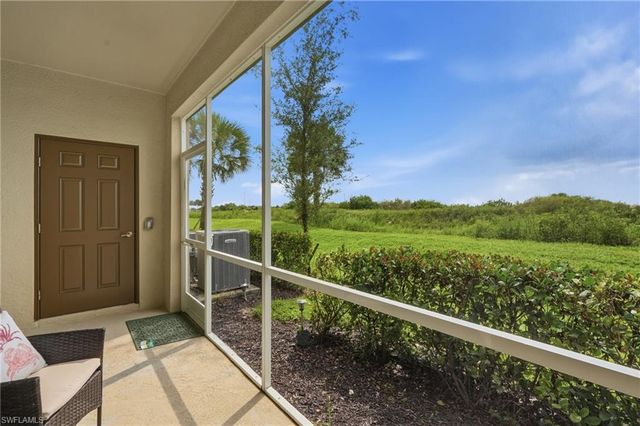 2767 Citrus ST, Naples, FL 34120