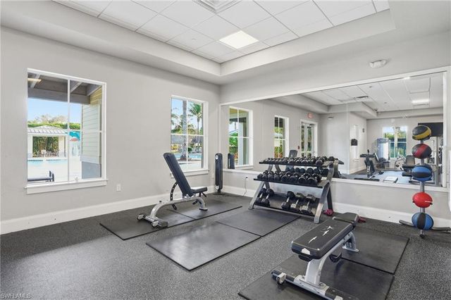 2767 Citrus ST, Naples, FL 34120