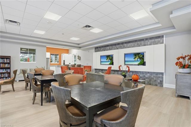 2767 Citrus ST, Naples, FL 34120
