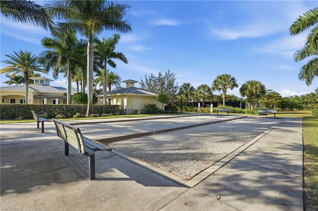 2767 Citrus ST, Naples, FL 34120