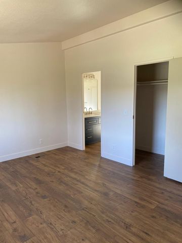 10326 Bar Hill Rd, Penn Valley, CA 95946