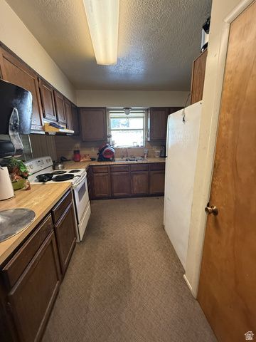 1575 S HIGHWAY 89, Perry, UT 84302