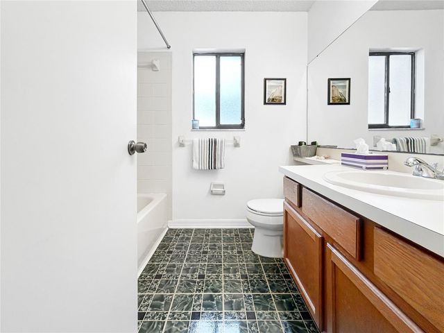 1814 CANDLESTICK COURT, Lutz, FL 33559