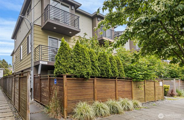 3028 61st Avenue SW, Seattle, WA 98116