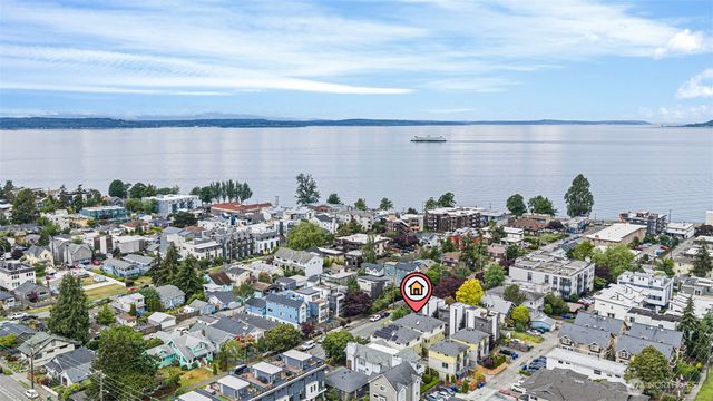 3028 61st Avenue SW, Seattle, WA 98116