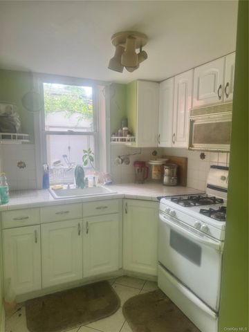 670 E 98th Street, Brooklyn, NY 11236