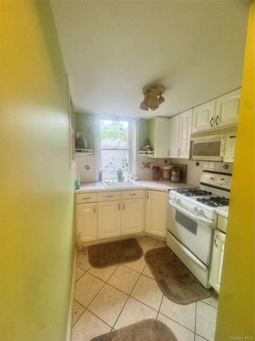 670 E 98th Street, Brooklyn, NY 11236