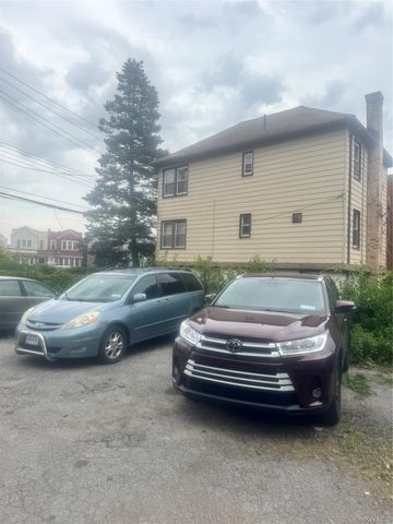670 E 98th Street, Brooklyn, NY 11236