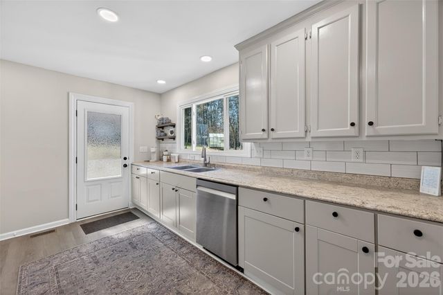 1665 Sherwood Court, Sherrills Ford, NC 28673