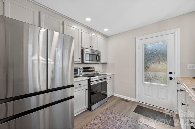 1665 Sherwood Court, Sherrills Ford, NC 28673