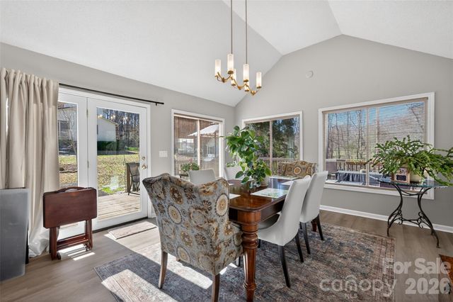 1665 Sherwood Court, Sherrills Ford, NC 28673