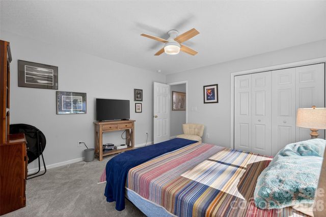 1665 Sherwood Court, Sherrills Ford, NC 28673