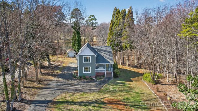 1665 Sherwood Court, Sherrills Ford, NC 28673