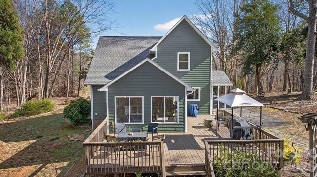 1665 Sherwood Court, Sherrills Ford, NC 28673