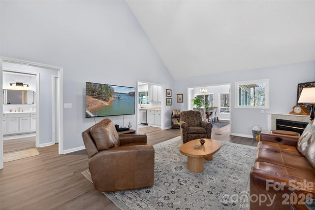 1665 Sherwood Court, Sherrills Ford, NC 28673