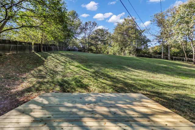 2054 Shelby Dr, Clarksville, TN 37043