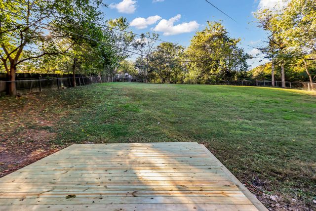 2054 Shelby Dr, Clarksville, TN 37043