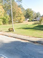 552 Springdale Drive, Clinton, SC 29325