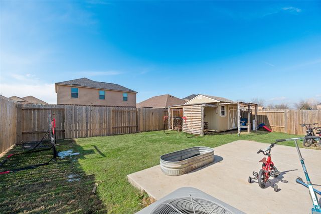 921 First Street, Sanger, TX 76266