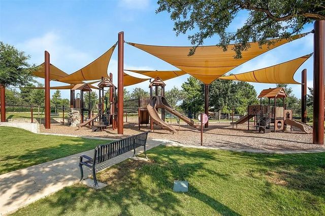 9845 Stripling Drive, Fort Worth, TX 76244