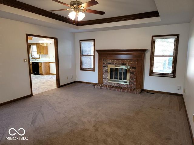412 Hall Drive, Greenwood, IN 46142