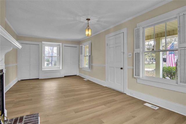 324 S Whitehead Avenue, Spencer, NC 28159