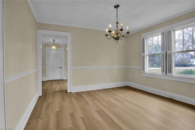 324 S Whitehead Avenue, Spencer, NC 28159