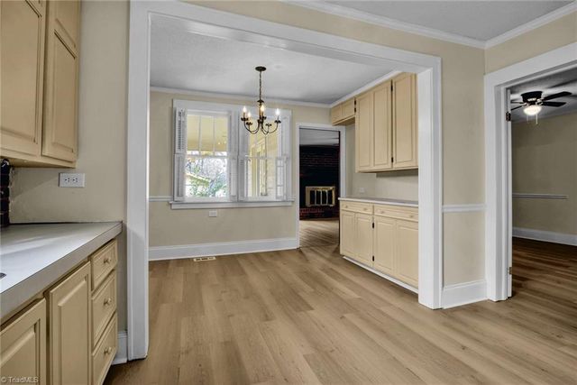 324 S Whitehead Avenue, Spencer, NC 28159