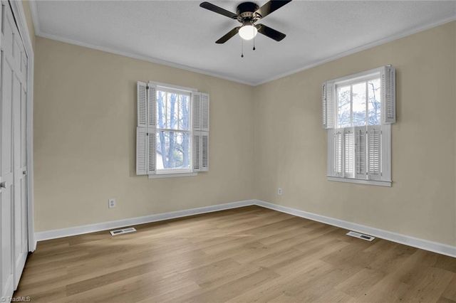 324 S Whitehead Avenue, Spencer, NC 28159