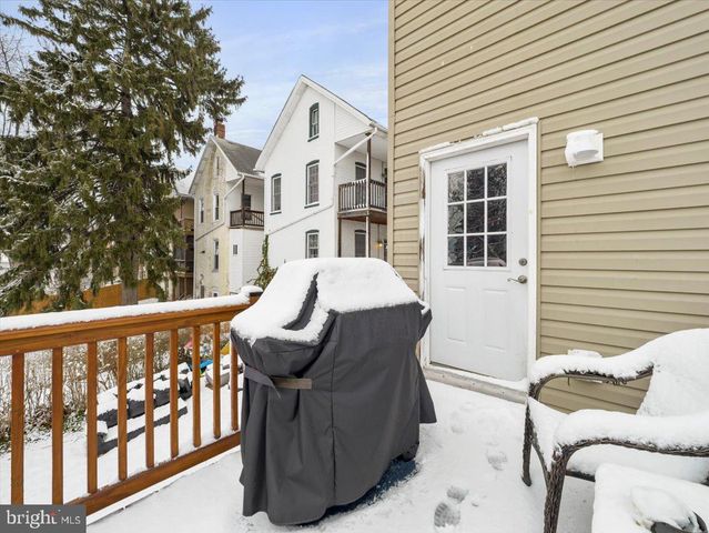 112 HARRISON AVE, Waynesboro, PA 17268