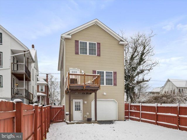 112 HARRISON AVE, Waynesboro, PA 17268