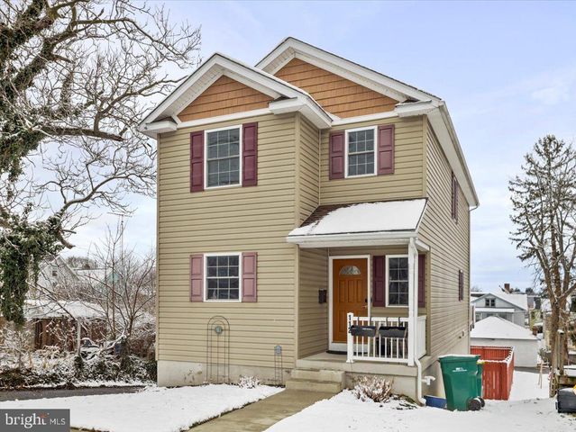 112 HARRISON AVE, Waynesboro, PA 17268