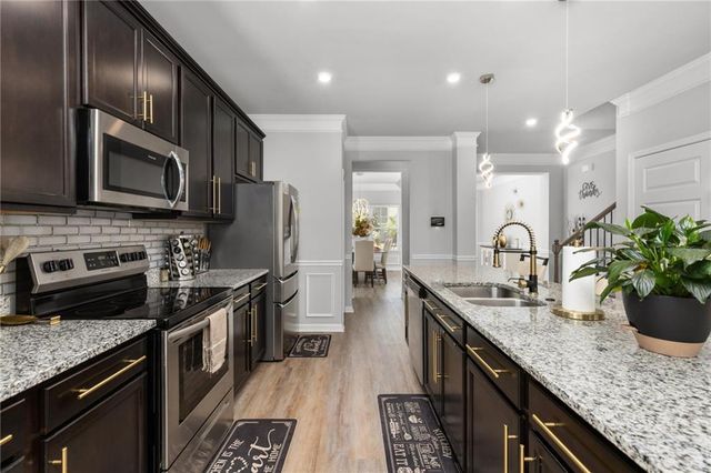 1215 Campbell Pine Trail, Lawrenceville, GA 30045