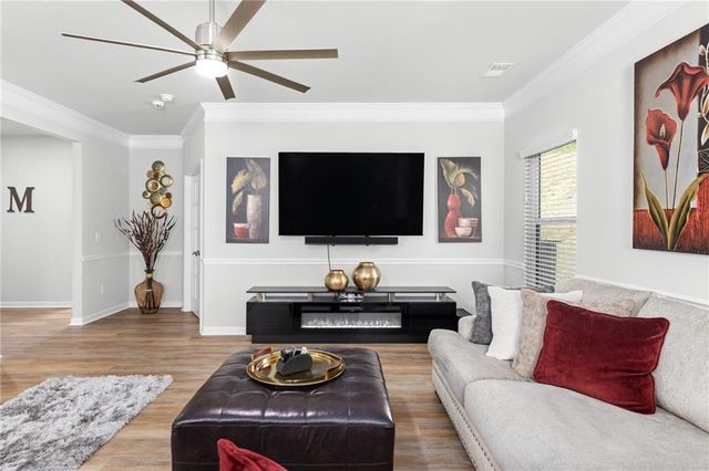 1215 Campbell Pine Trail, Lawrenceville, GA 30045