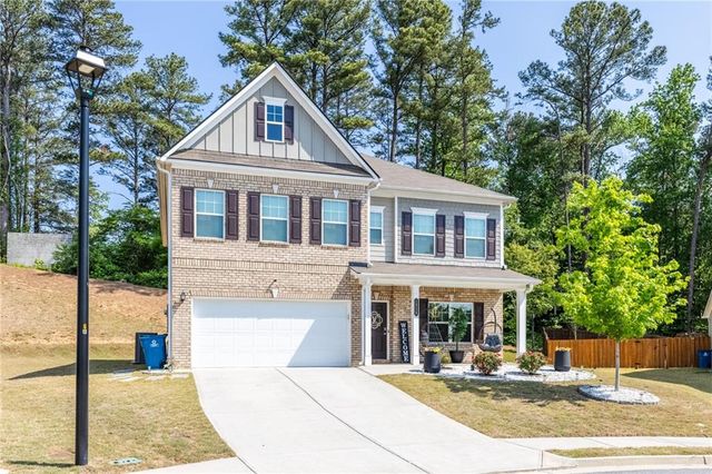 1215 Campbell Pine Trail, Lawrenceville, GA 30045