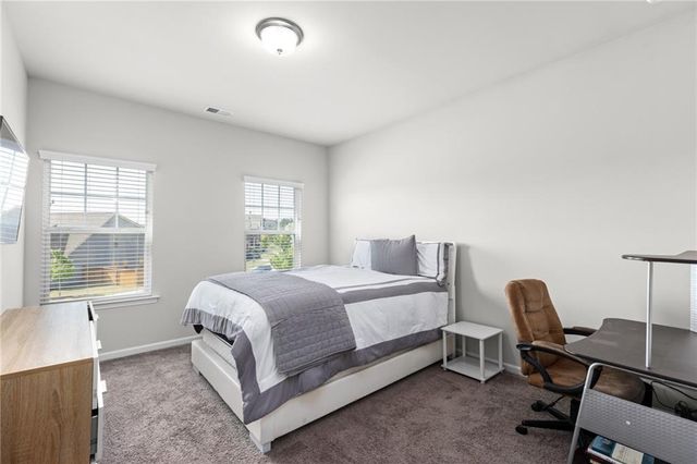 1215 Campbell Pine Trail, Lawrenceville, GA 30045