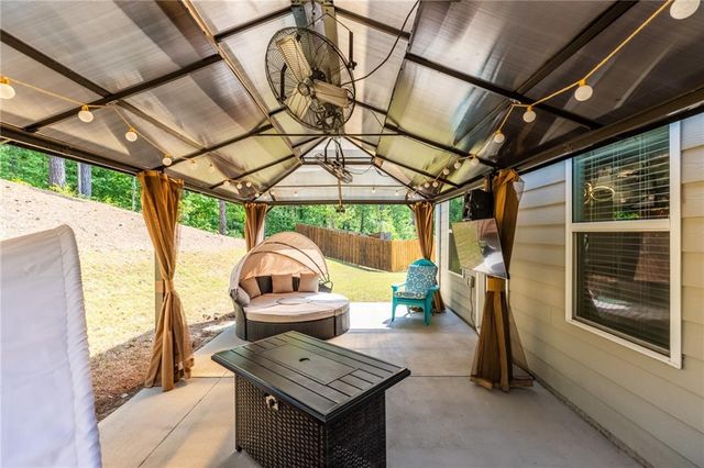 1215 Campbell Pine Trail, Lawrenceville, GA 30045