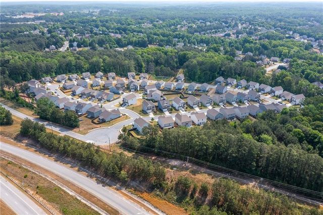 1215 Campbell Pine Trail, Lawrenceville, GA 30045