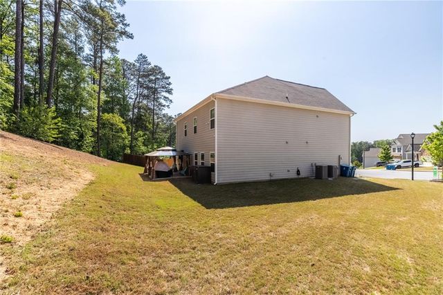 1215 Campbell Pine Trail, Lawrenceville, GA 30045