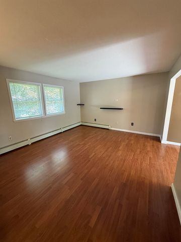 14 Haywood Avenue, Rutland City, VT 05701